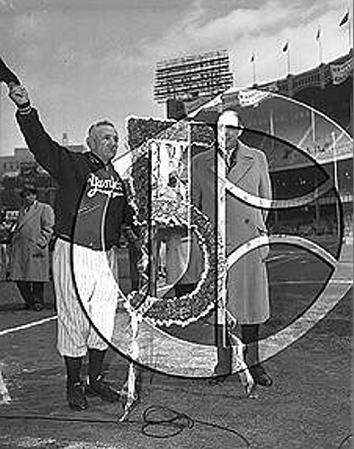 Casey Stengel53N0075
